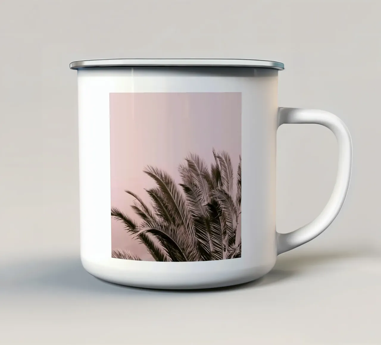 Pink Cape Storm tazza in smalto da Ballack Art House