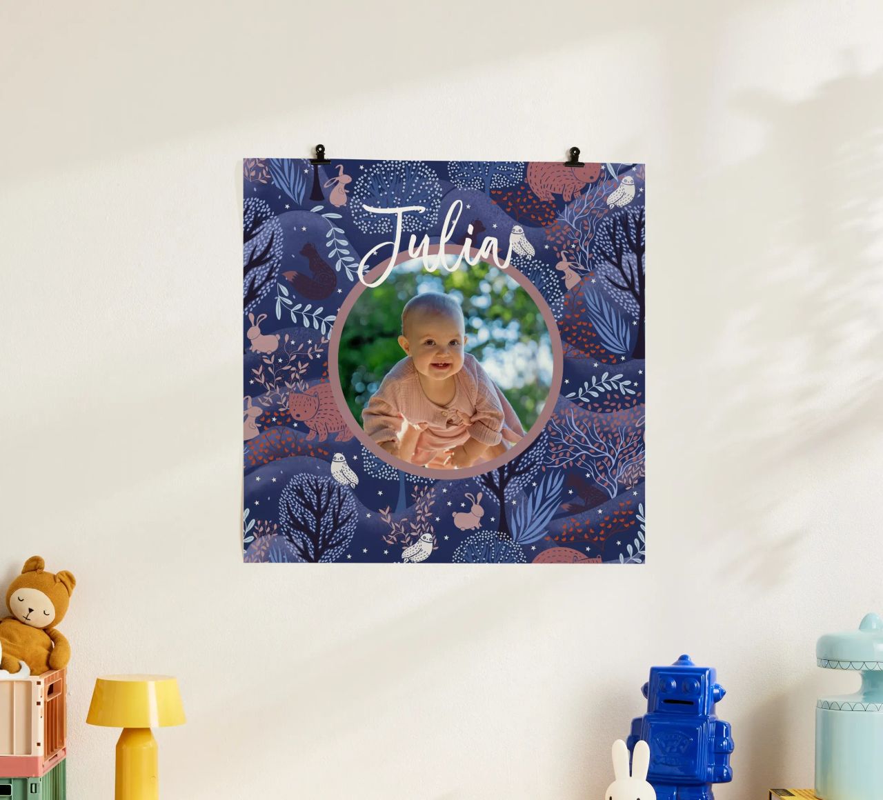 Personalisiertes Baby Name Foto Woodland Art: Kaninchen, Eule, Bär Poster von Studio Patruschka