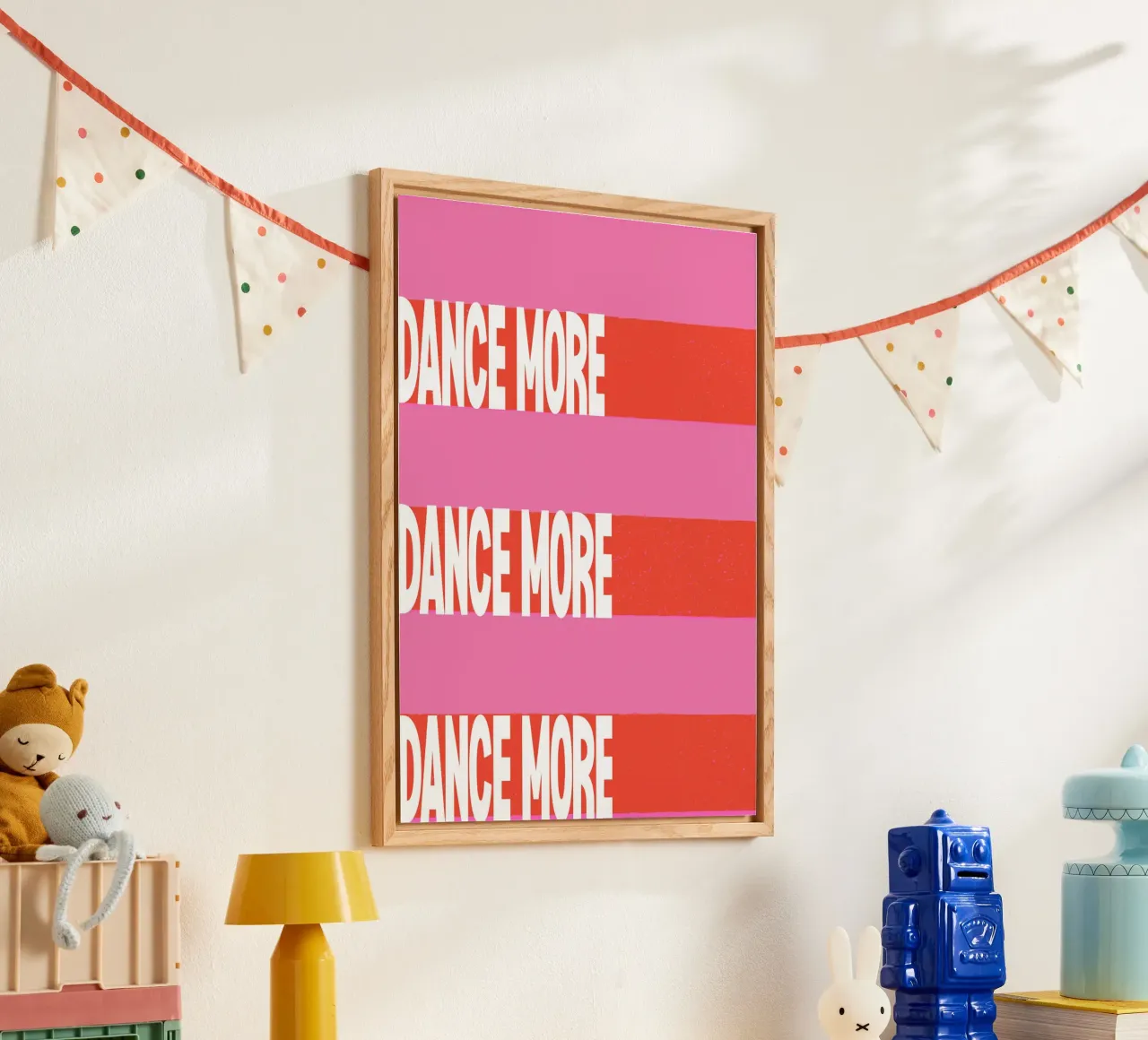 Dance More II plexiglass da Tabea Jule