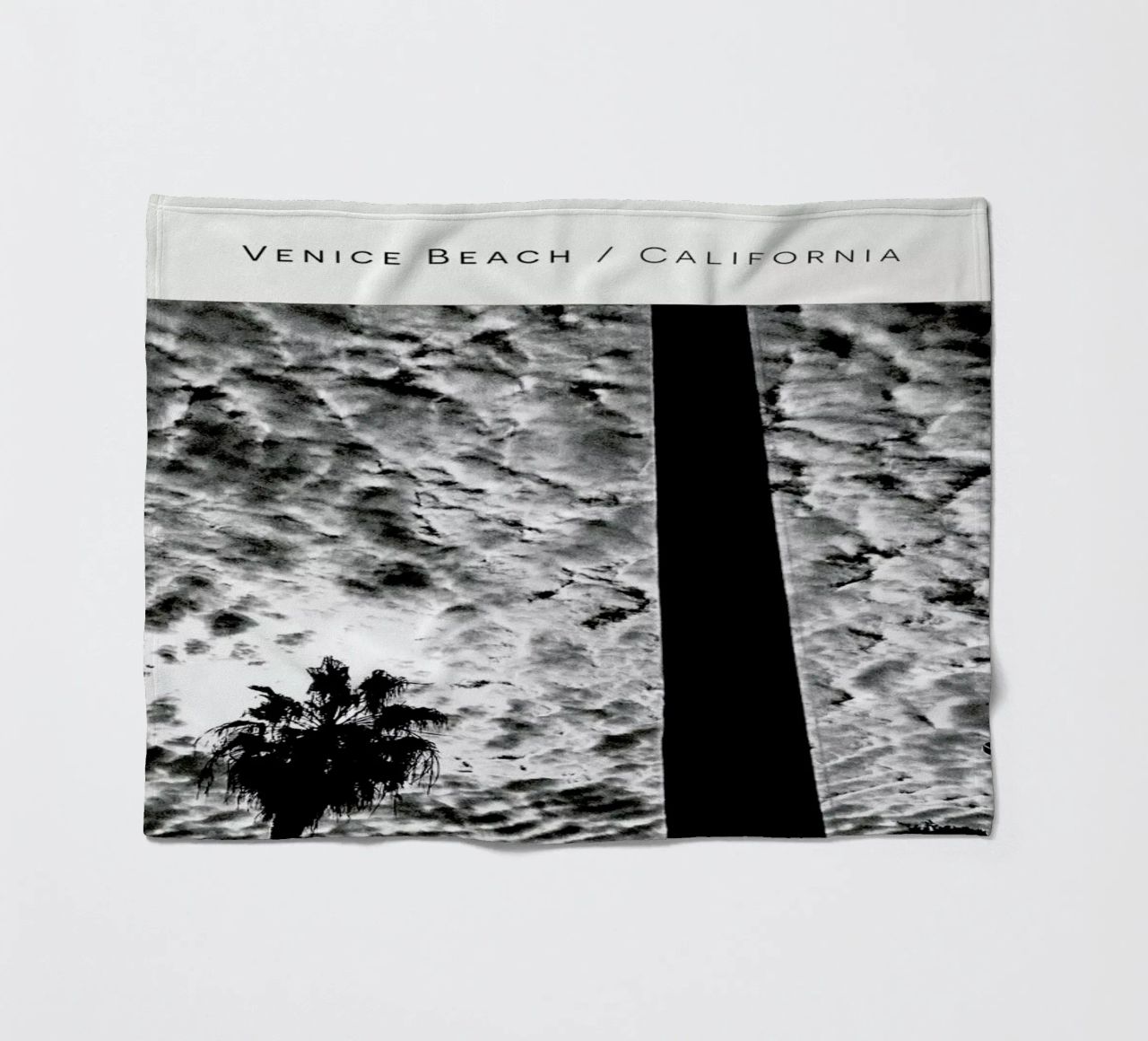 Venice Beach B&W coperta in pile da In Full Color