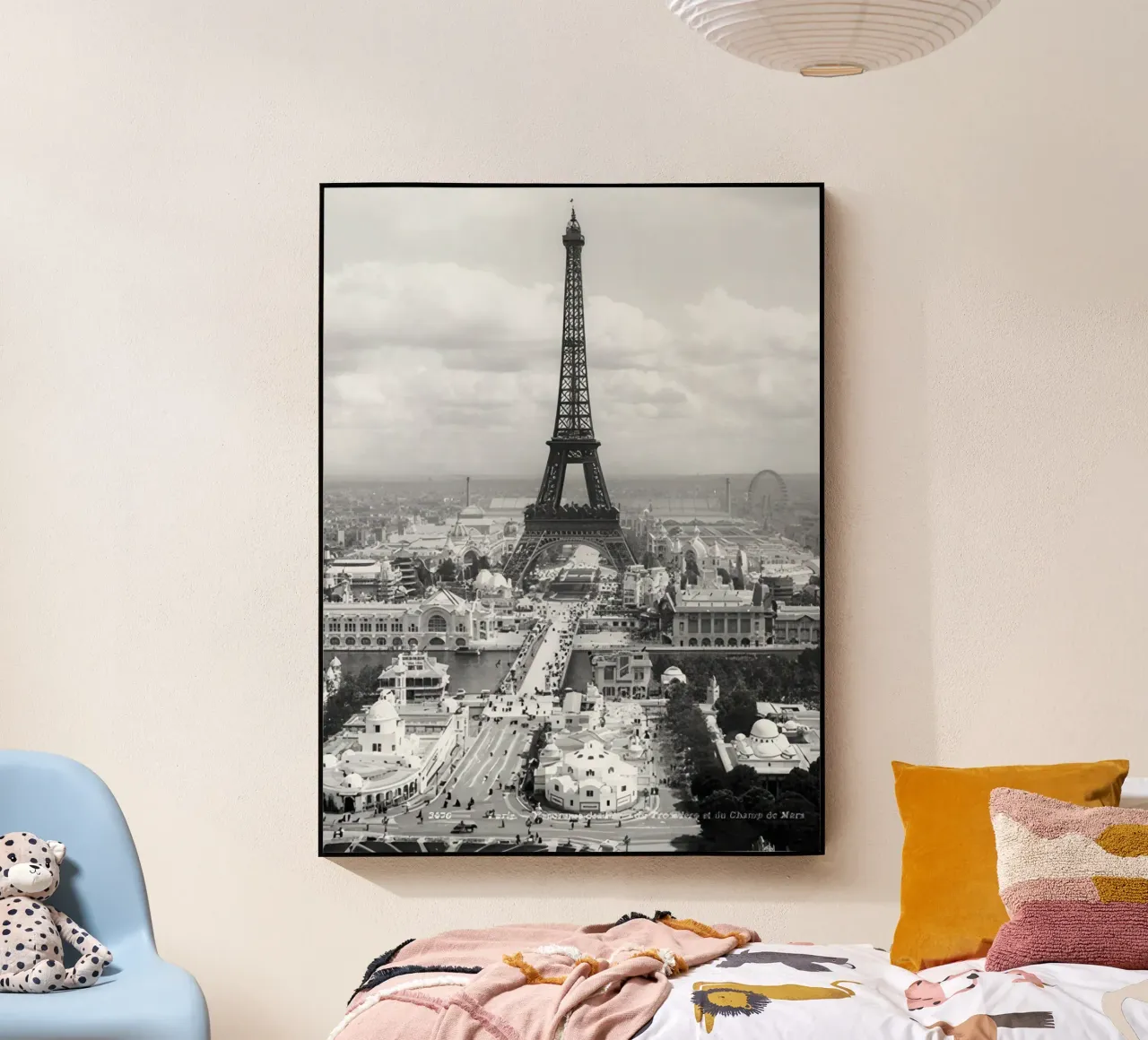 The giant plexiglas de Holdgray