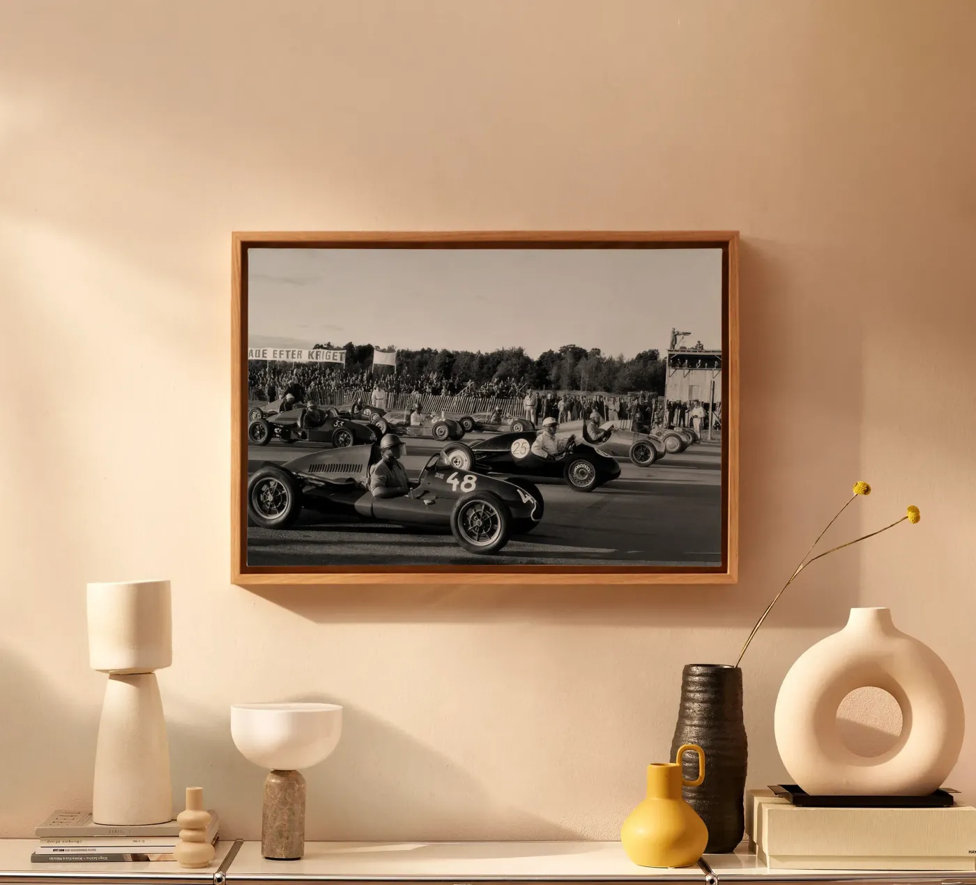 Pole Position Leinwand von Holdgray