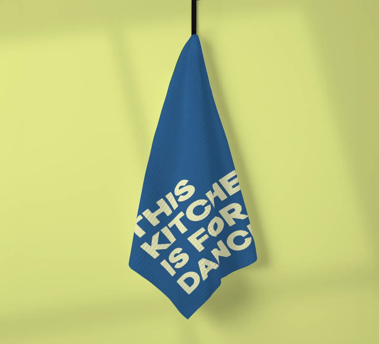 Danse dans la cuisine torchon de FELICIA