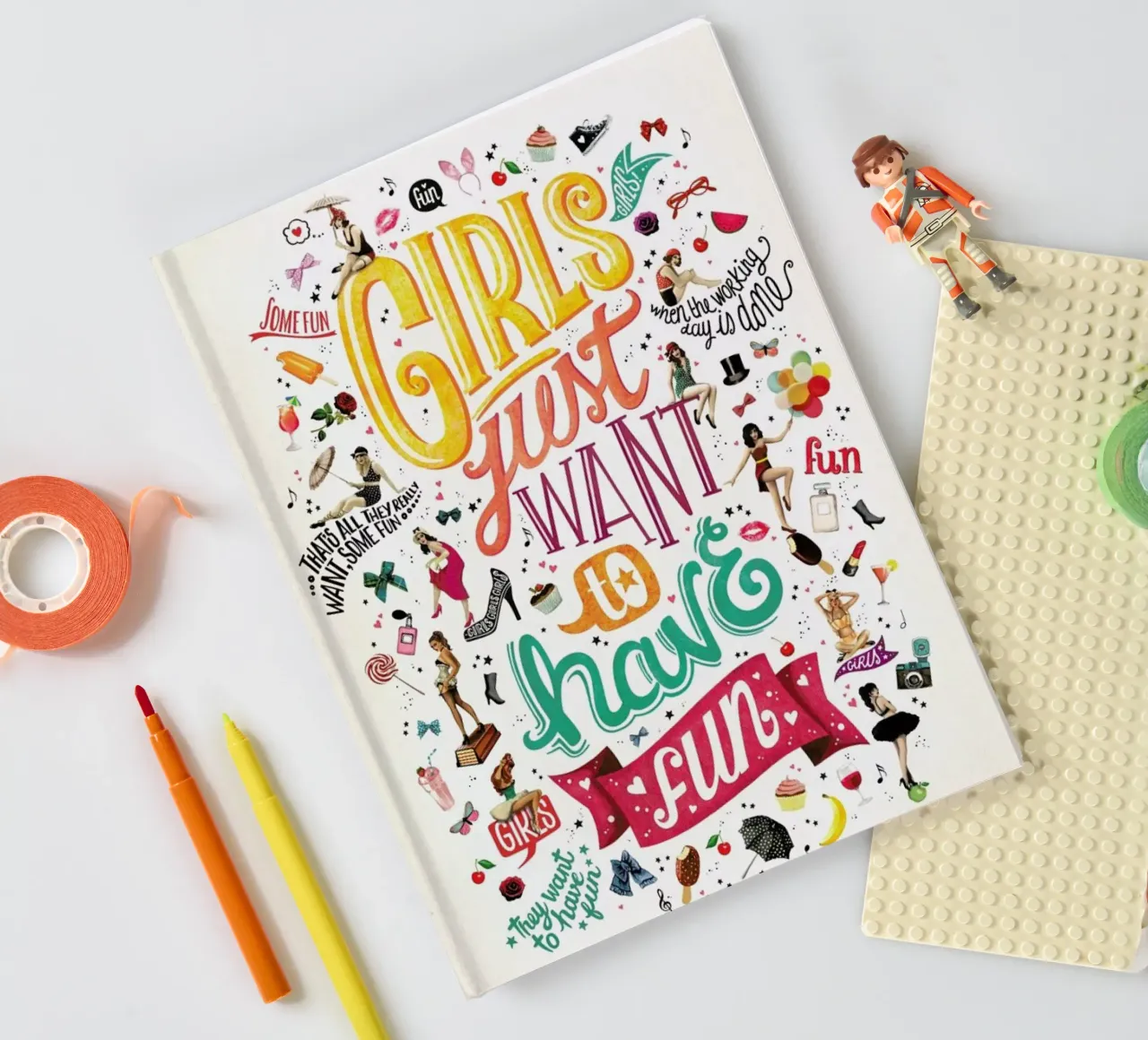 Girls Just Want to Have Fun - Draw Me A Song Project Notizbuch von Nour Tohme
