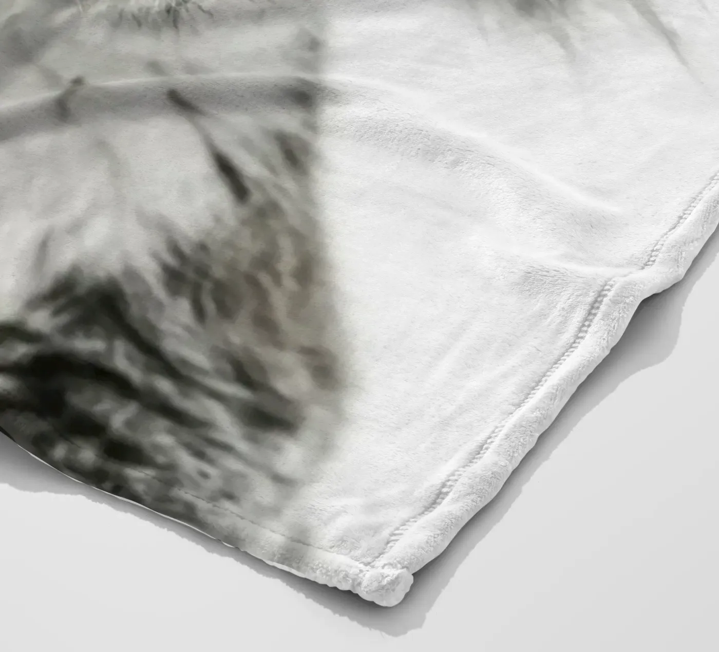 Close fleece blanket by PERSIE