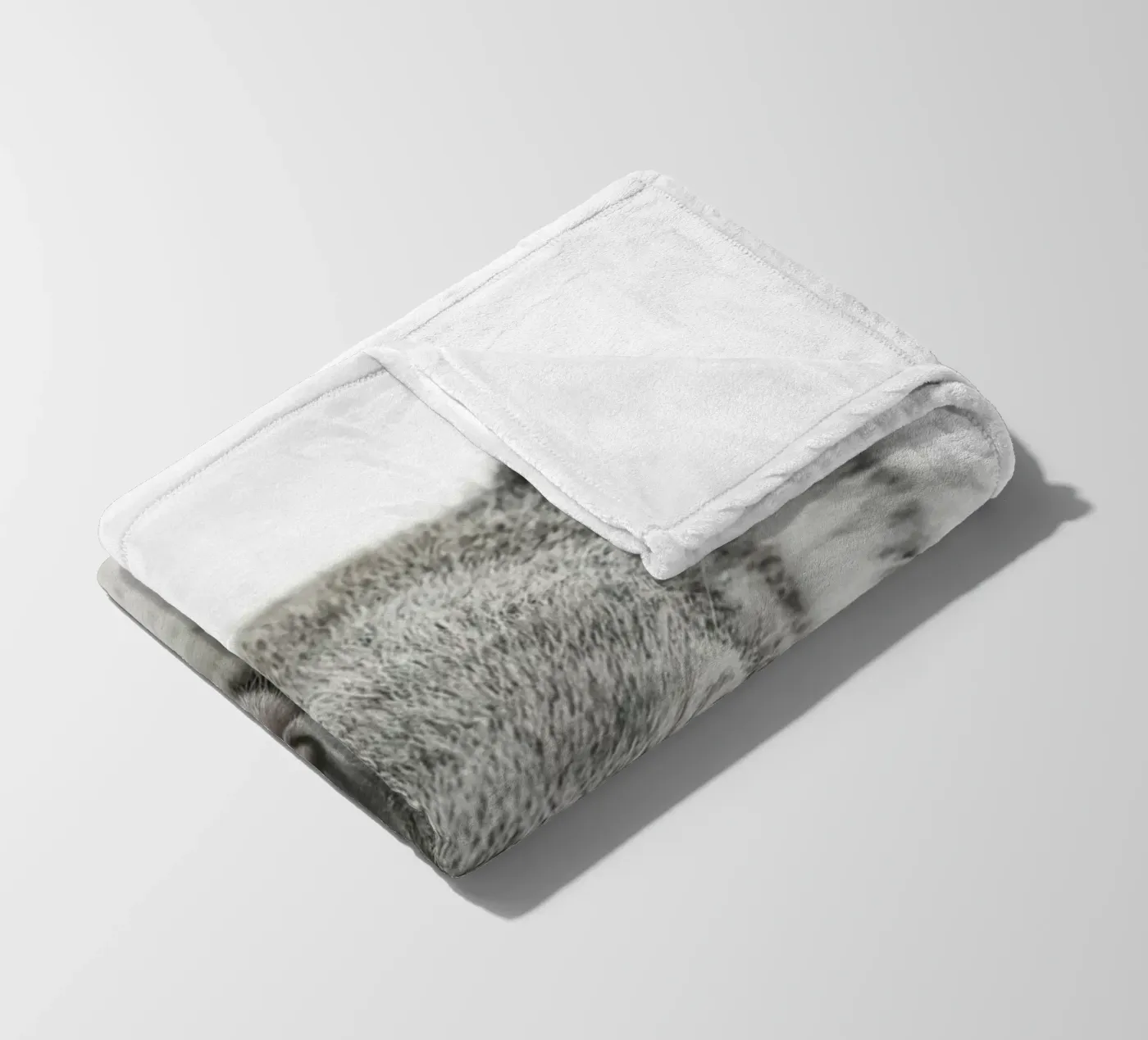 Close fleece blanket by PERSIE