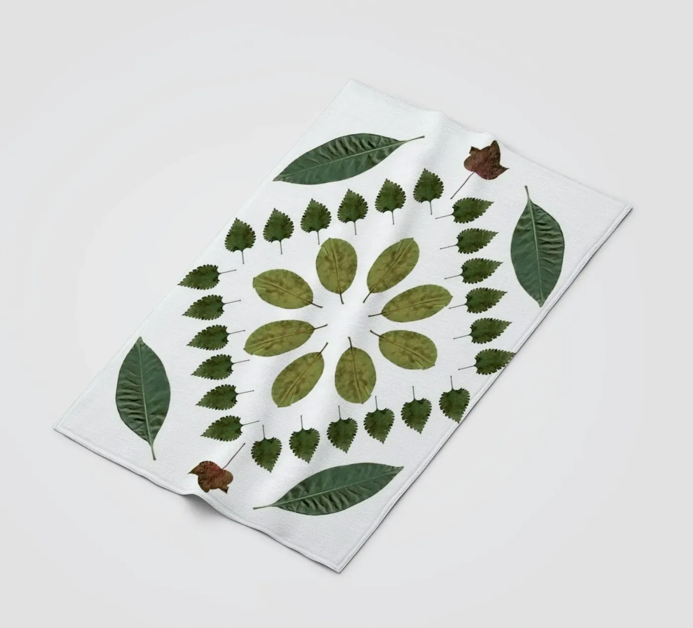 Botanicals 2 Fleecedecke von The Wall Shop
