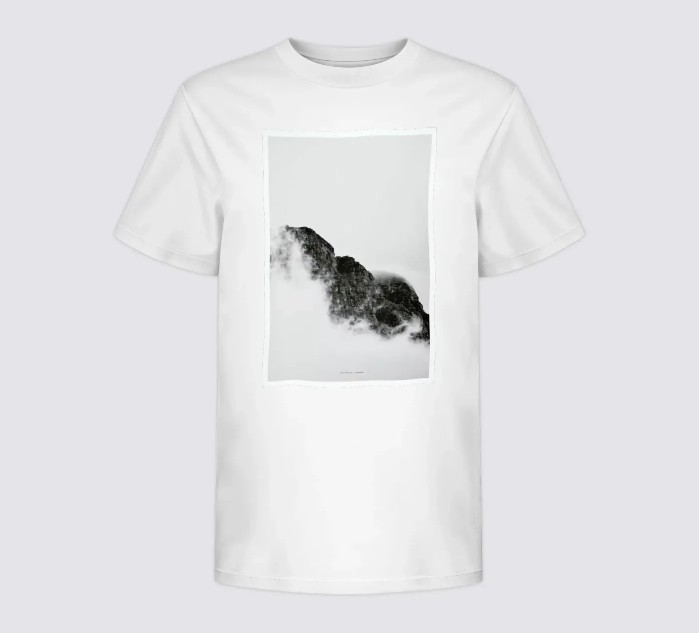 Mountain kinder t-shirt van The Wall Shop