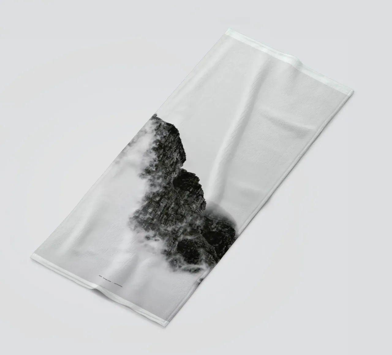 Mountain telo mare da The Wall Shop