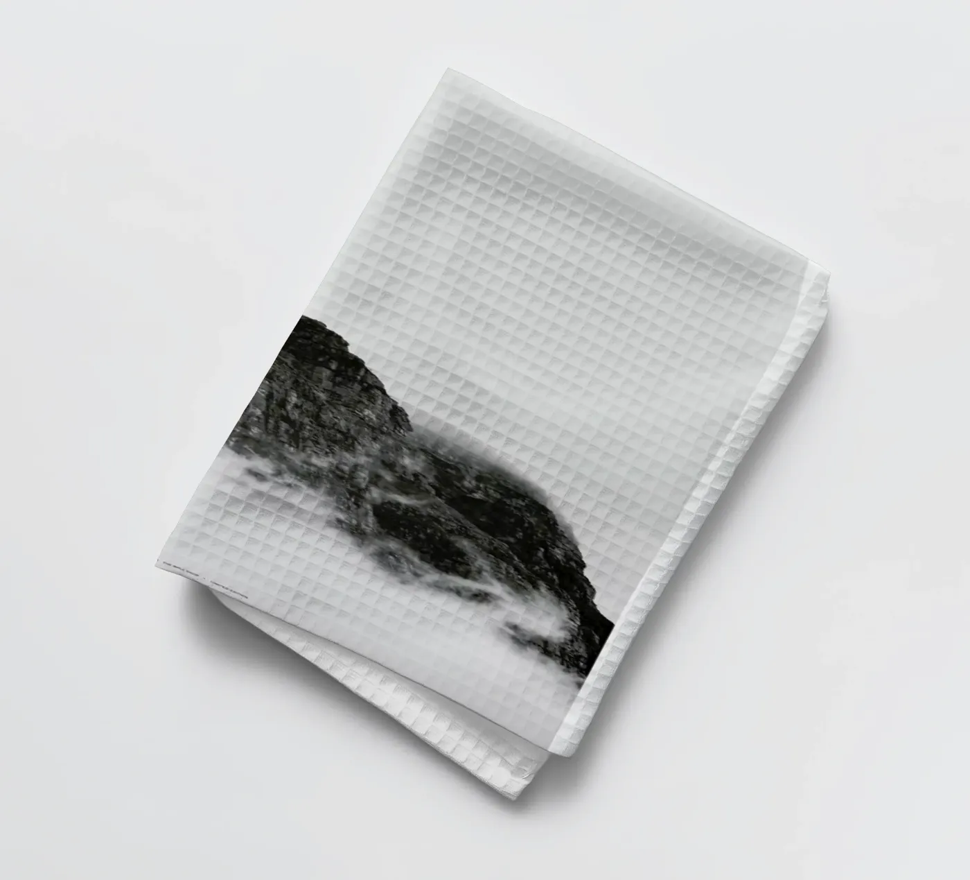 Mountain Geschirrtuch von The Wall Shop