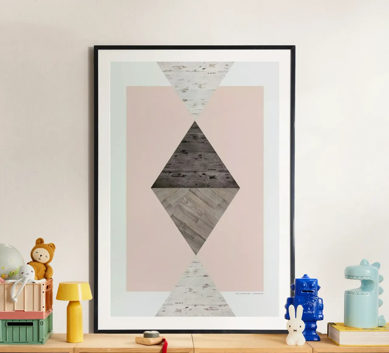 Wood N.1 poster con telaio in legno da The Wall Shop