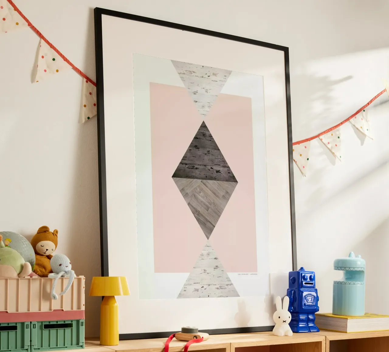 Wood N.1 poster con telaio in legno da The Wall Shop