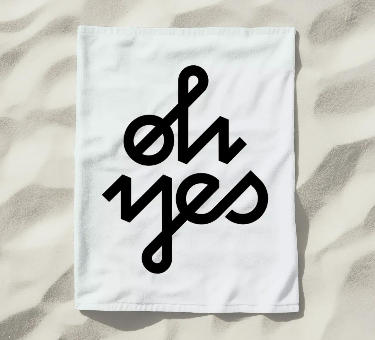 Oh Yes telo mare da BLAEK Design Studio