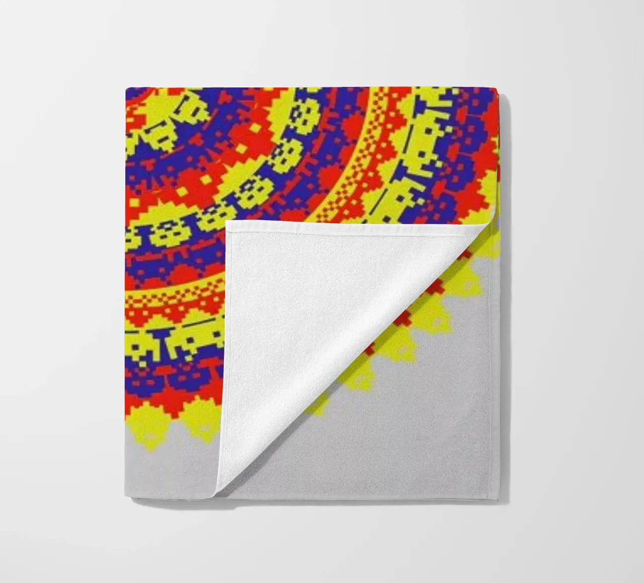 Space Invader Mandala telo mare da Olivier Marchand