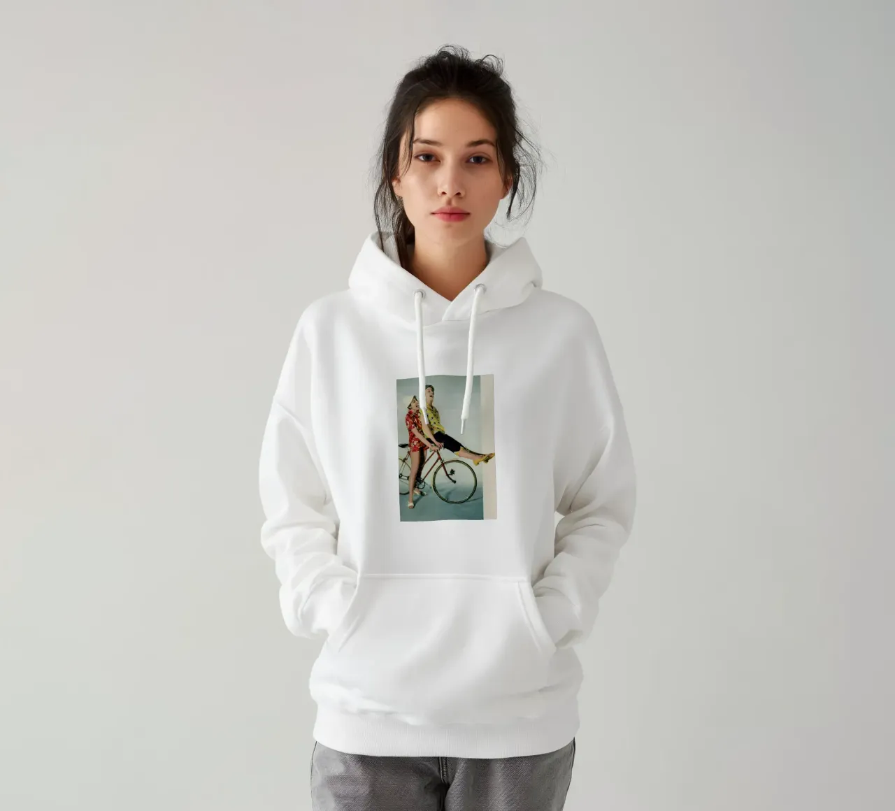 Cycling Is So Much Fun felpa con cappuccio da Hemingway Design