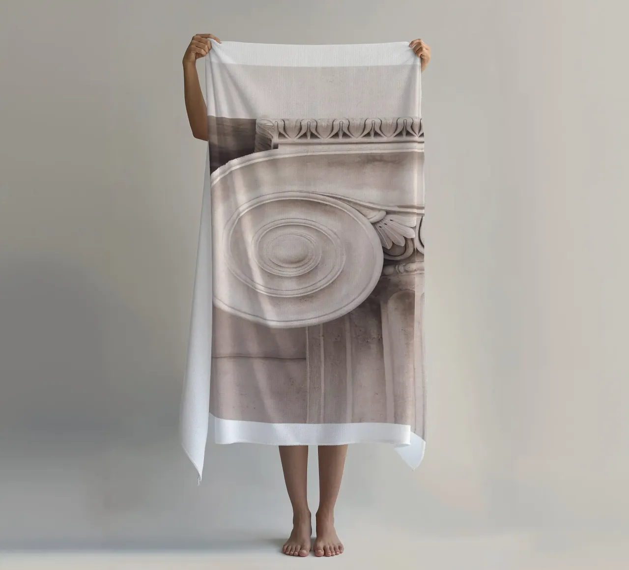 Colonna classica - Design architettonico antico telo mare da Whole©