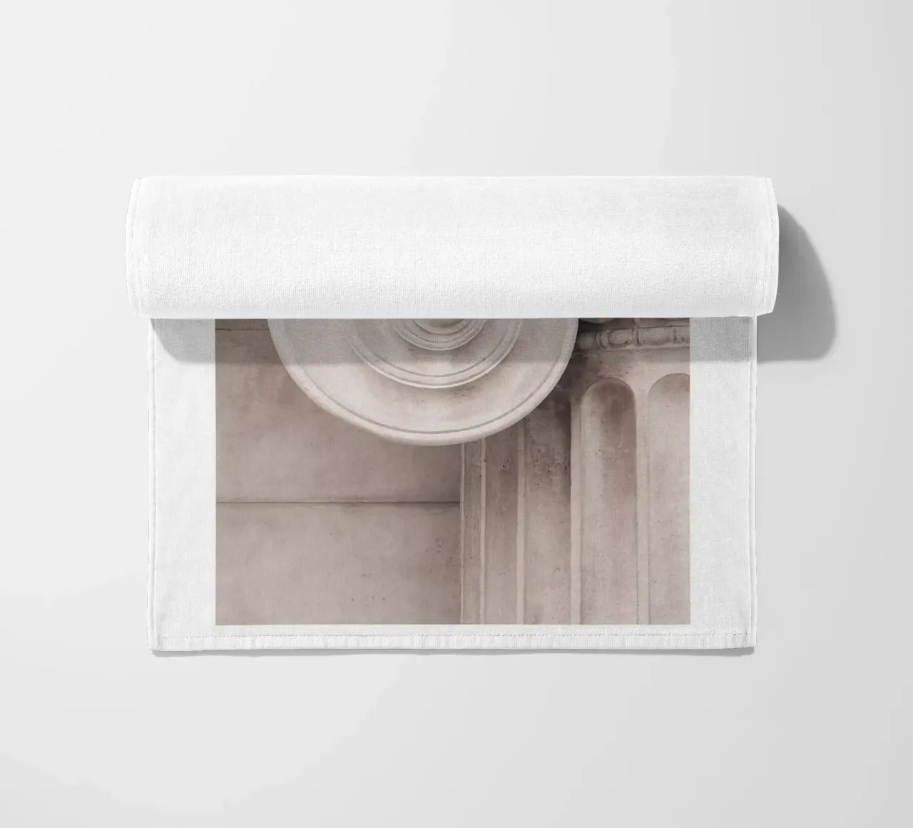 Colonna classica - Design architettonico antico telo mare da Whole©