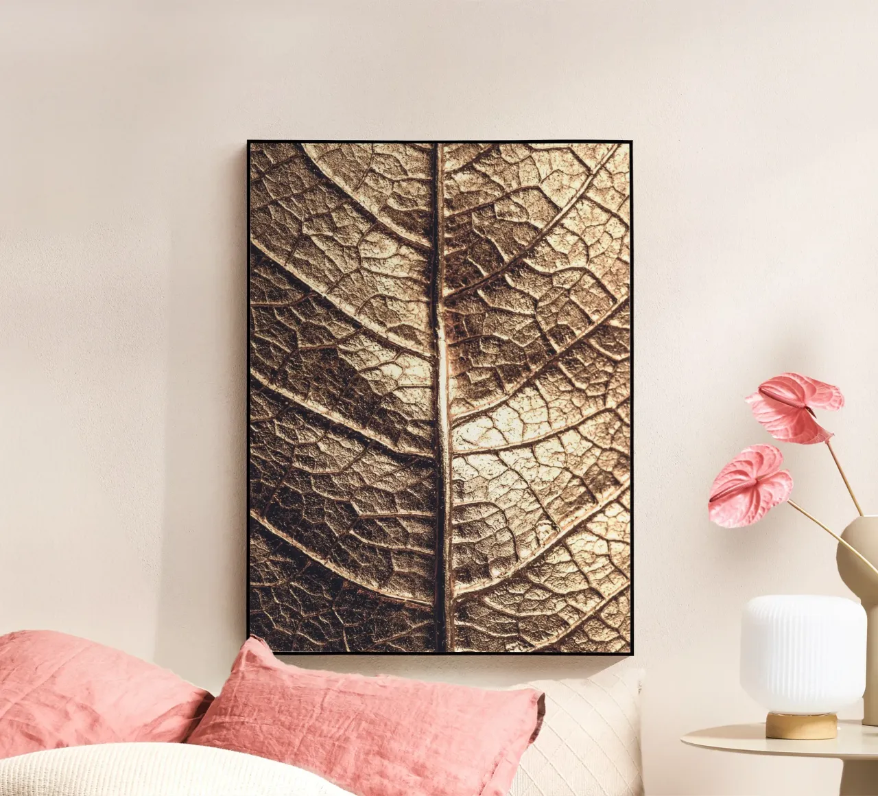 Golden leaf - natural texture in metallic look acrylic glass by Whole©