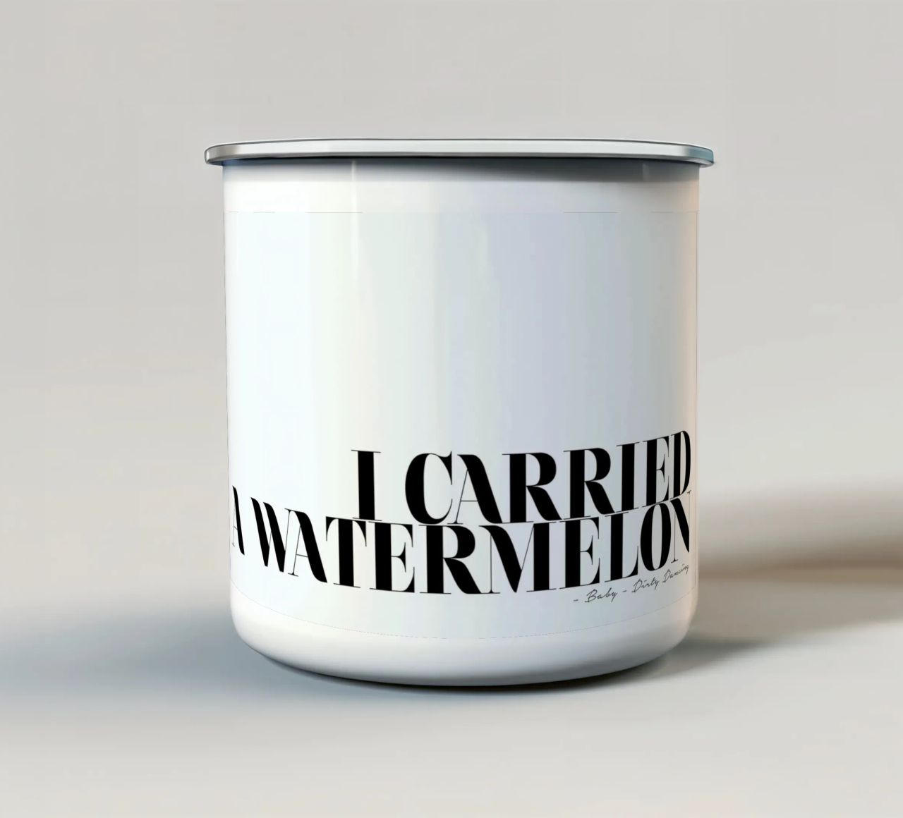 Ich trug eine Wassermelone schwarz und weiß Zitat - Dirty Dancing Emaille Tasse von Honeymoon Hotel