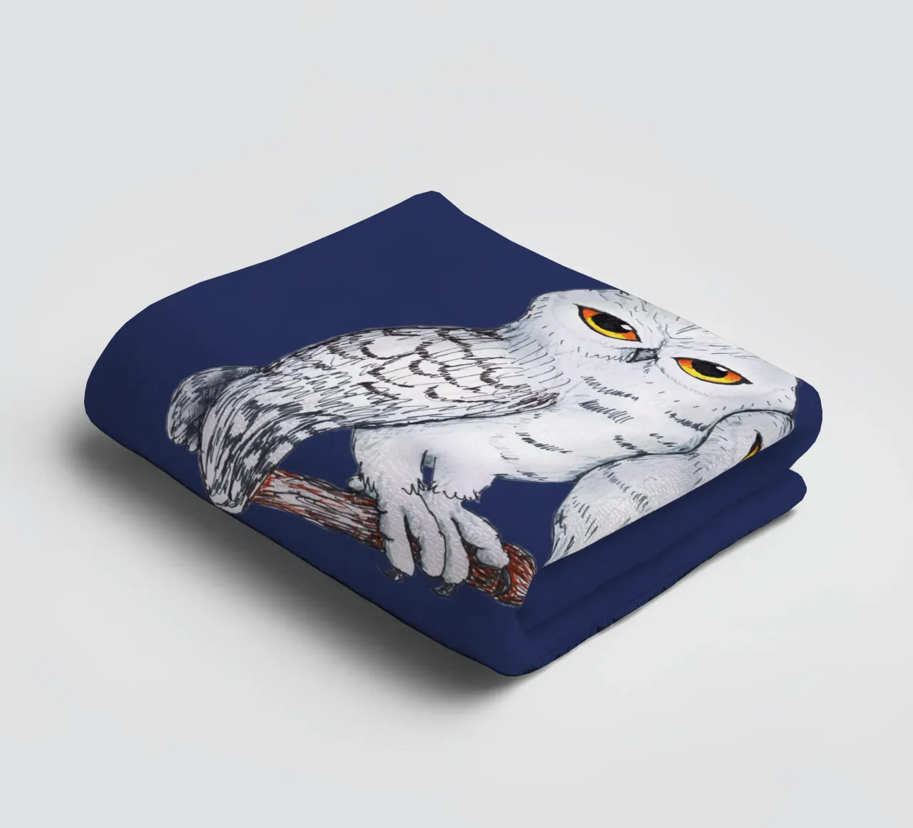 Twee mooie sneeuwuilen badhanddoek van BwiseLizzy