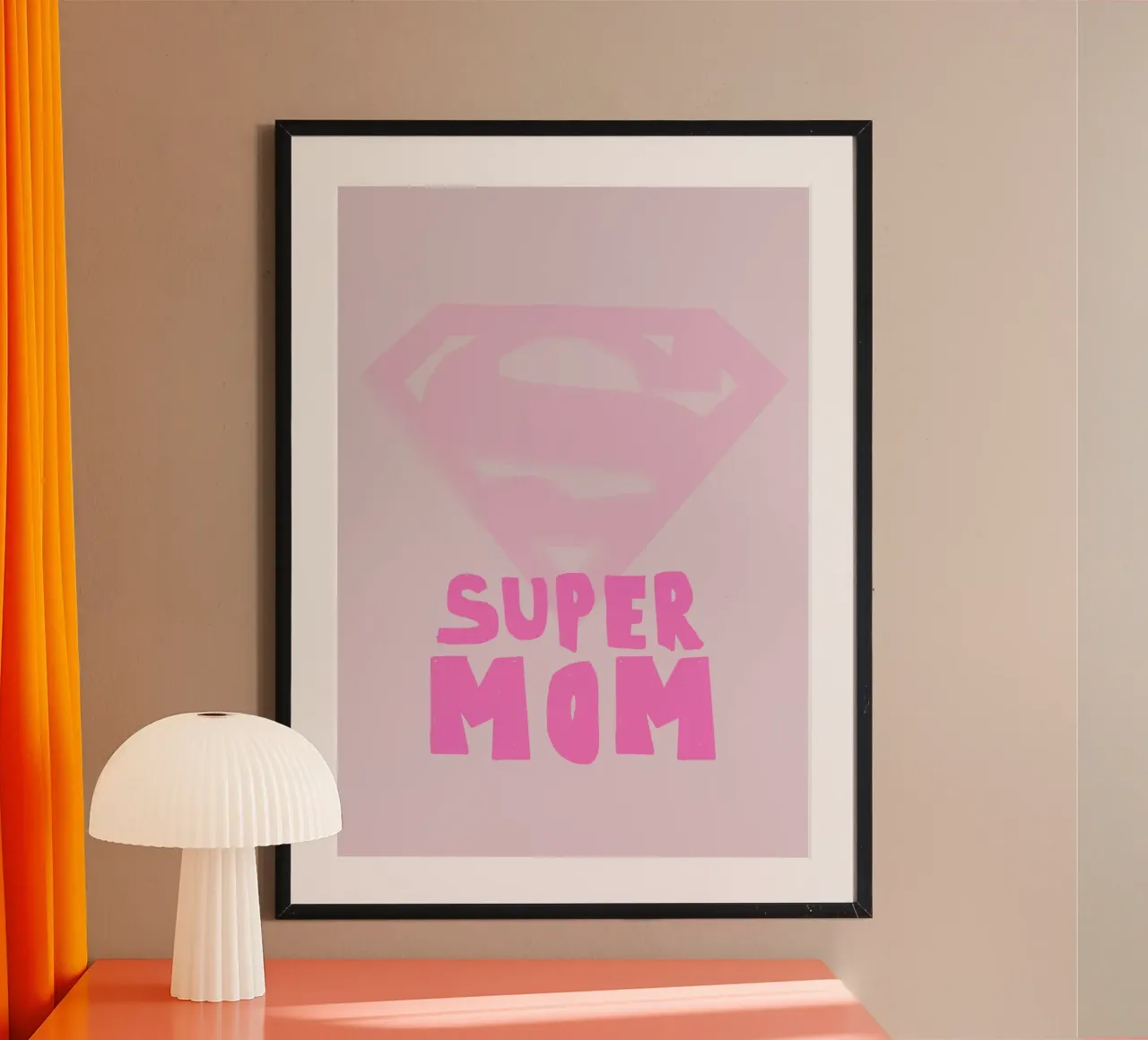 Super Mom poster da SanniBee.
