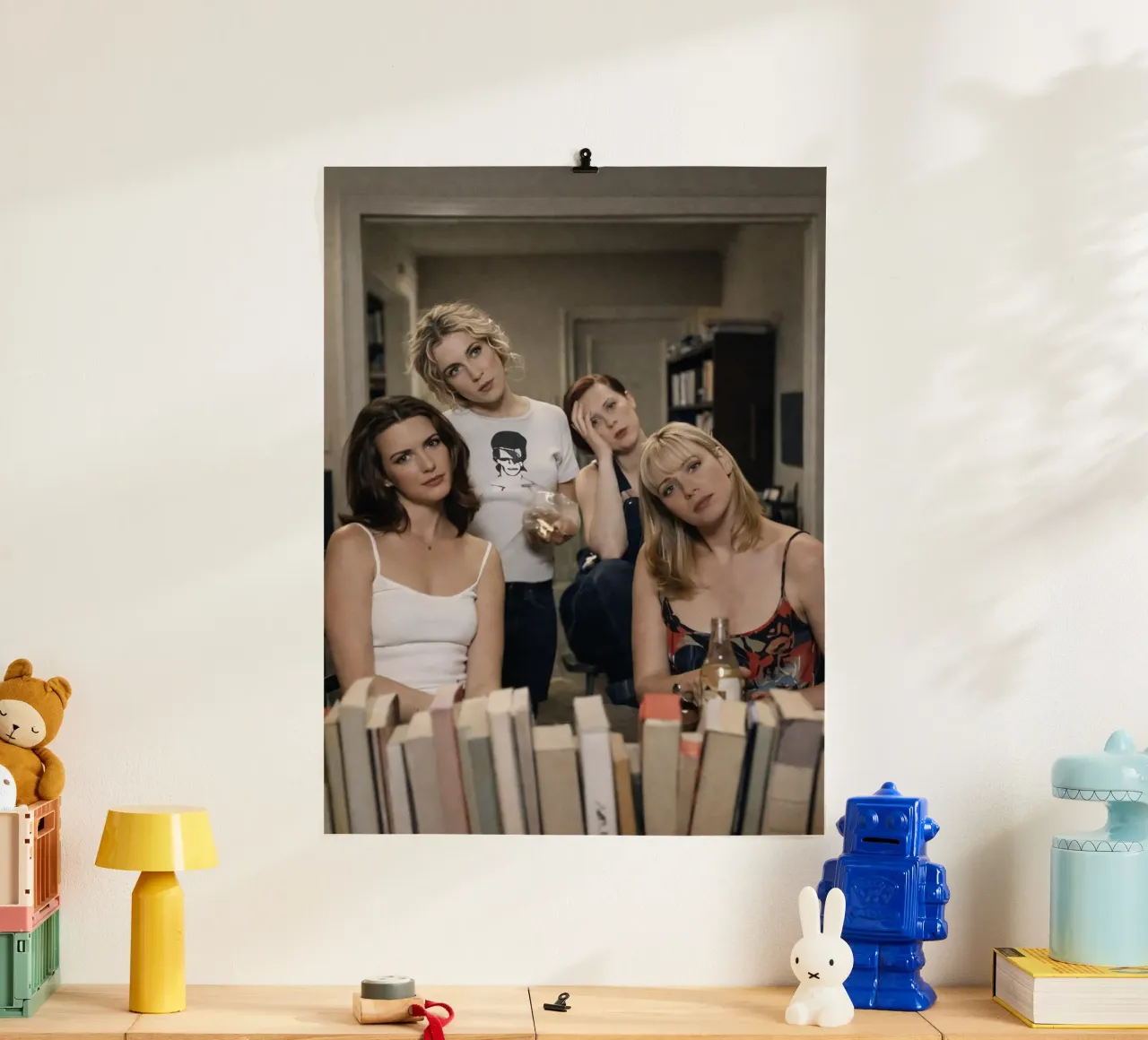 donne e specchio poster da raflessia