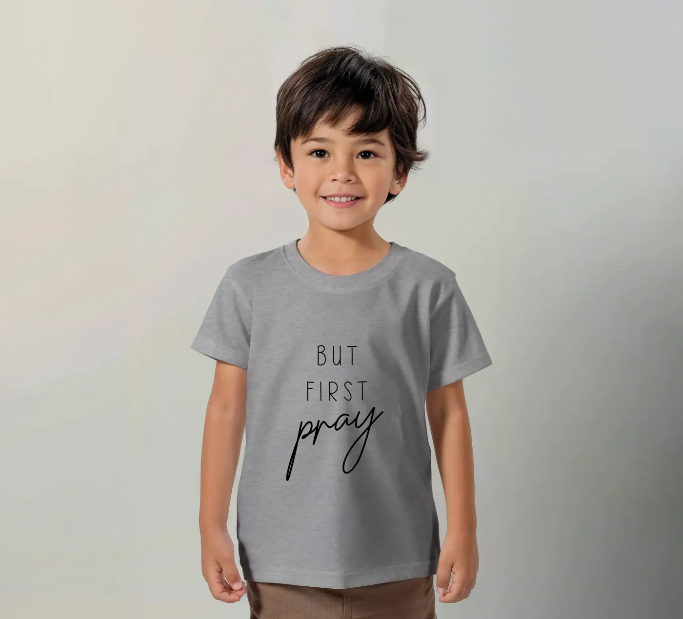 Ma prima pregate t-shirt bambini da Shark Printables