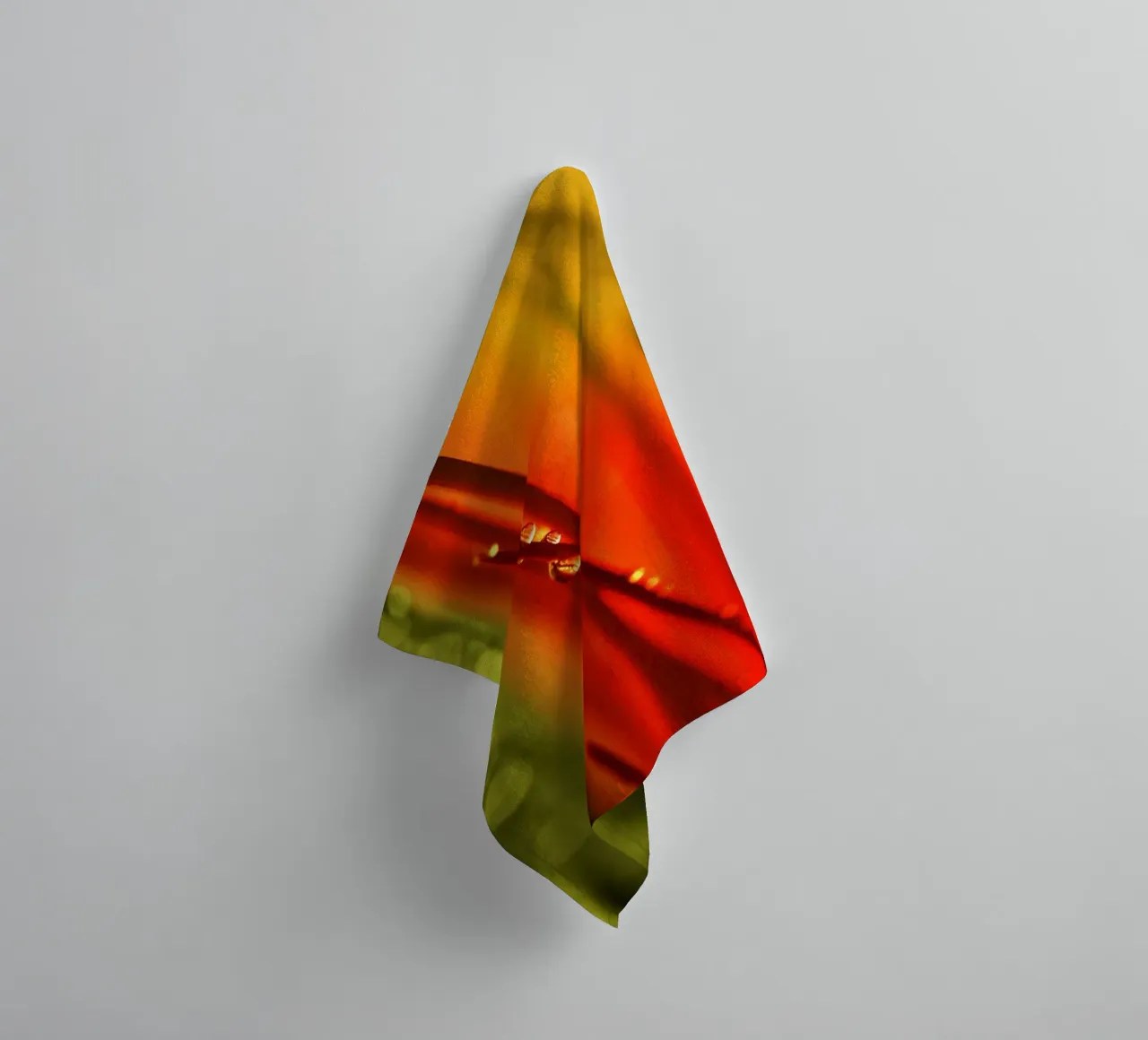 water droplet Handtuch von Atteloi Fotografie