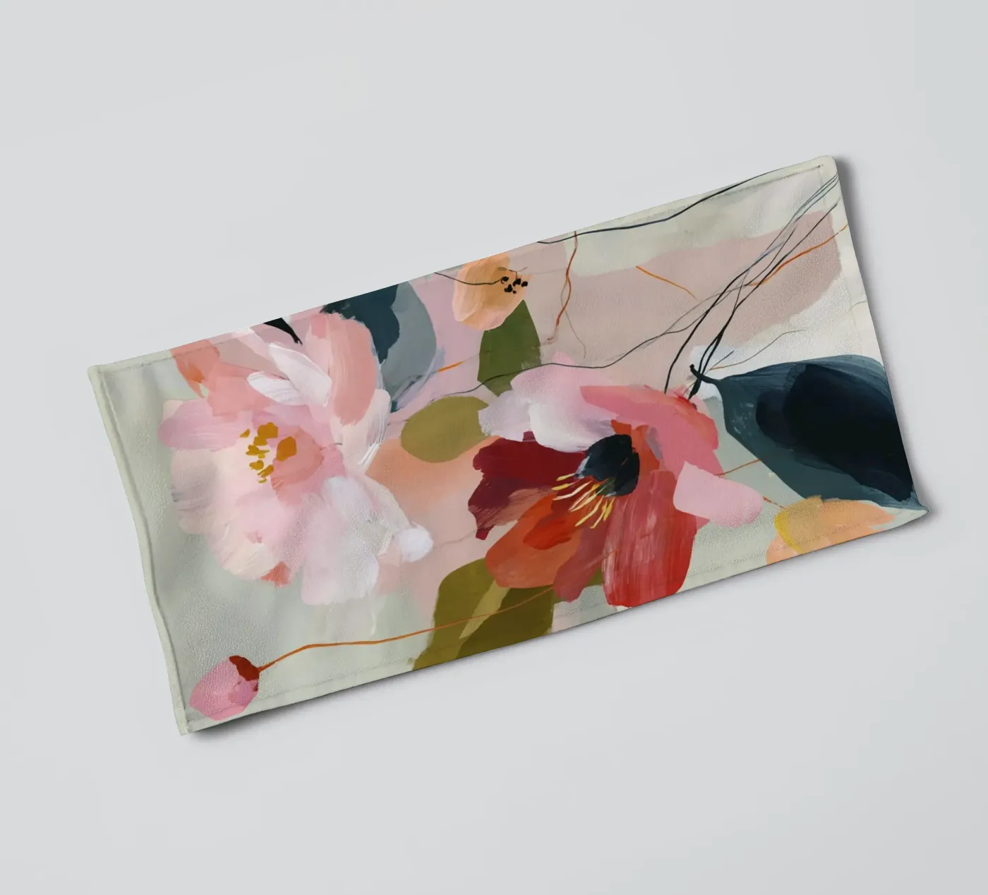 Spring Bloom badhanddoek van M.A.Z.U.N.