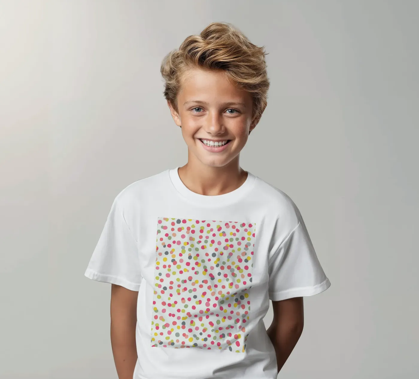 Confetti Dots Pattern Kinder T-Shirt von MORINA FLAW