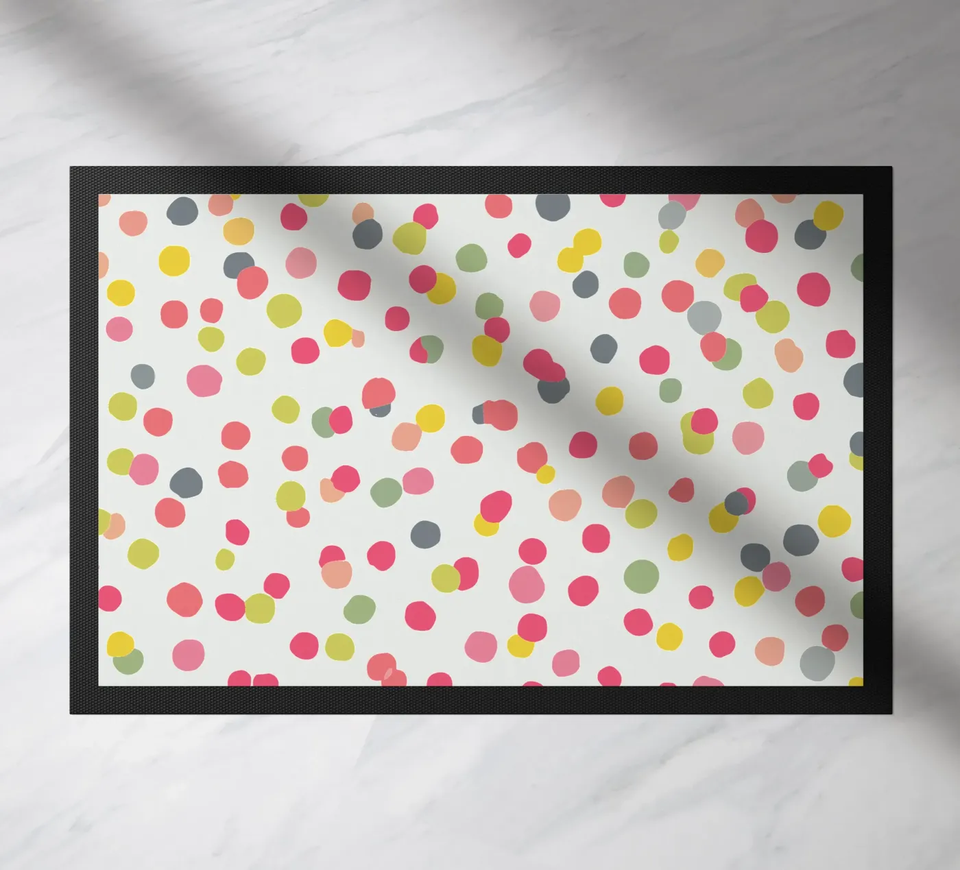 Confetti Dots Pattern Fußmatte von MORINA FLAW