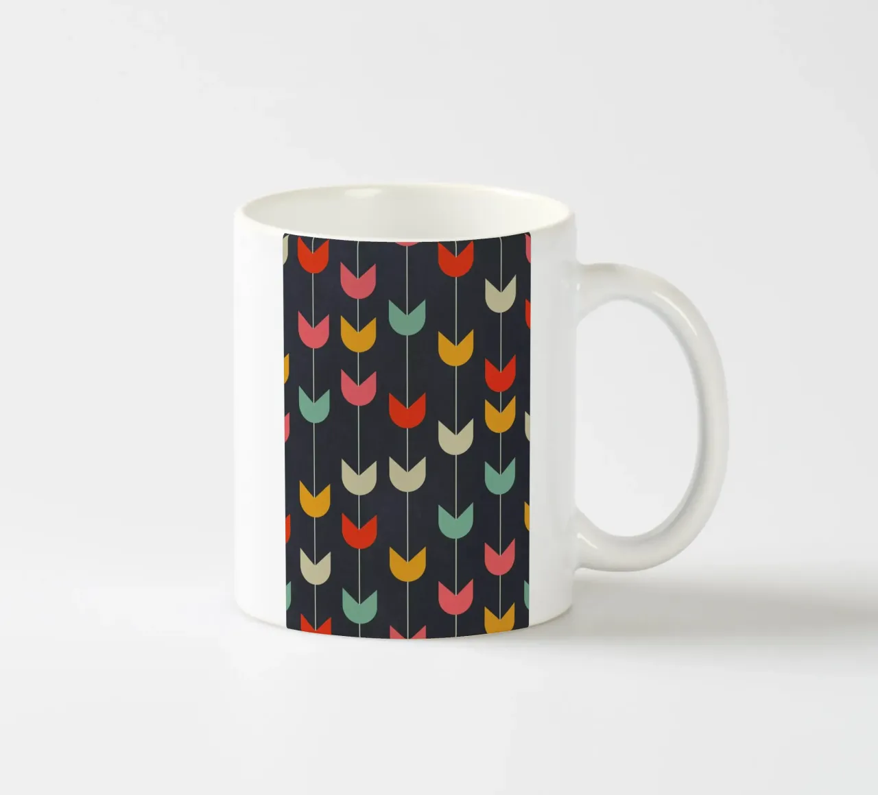 Tulips tazza in ceramica da Tracie Andrews
