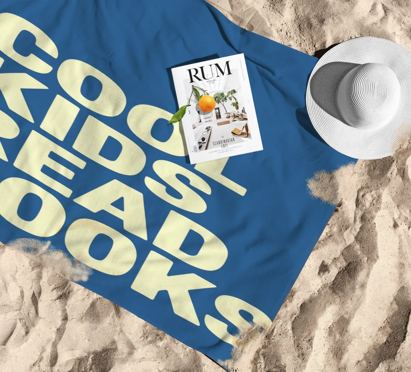 BOOKS Strandtuch von FELICIA