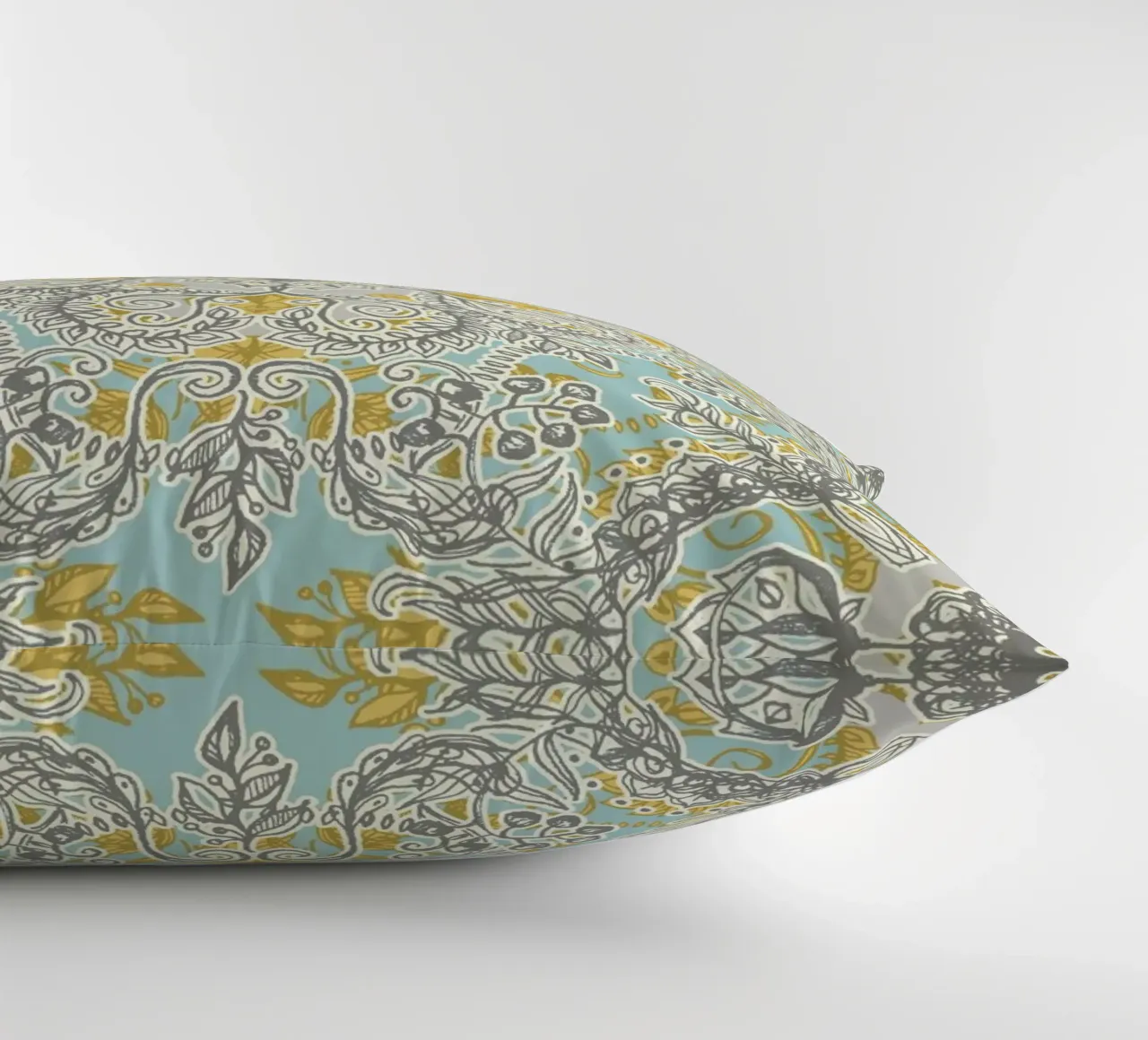 Gypsy Floral cuscino da Micklyn Le Feuvre