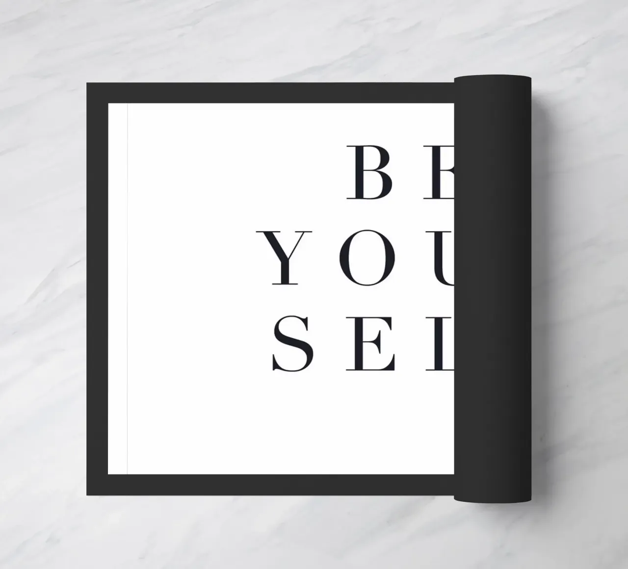Be Yourself - Citazione minimalista di design zerbino da Whole©