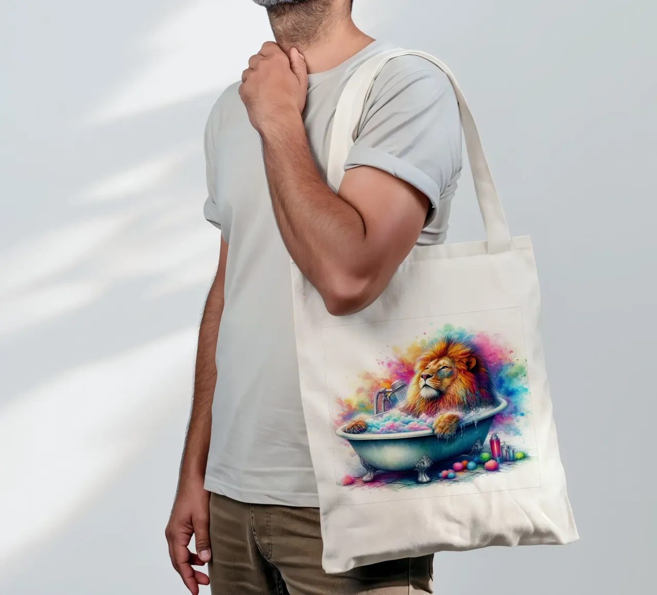 A lion in my bathtub tote bag by 🎁 ARTVI-SHOP