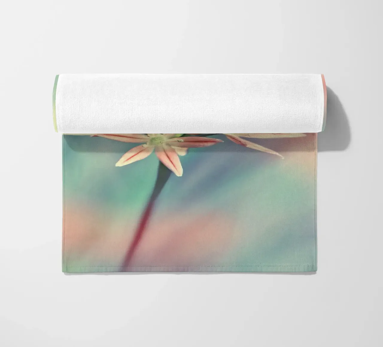 fiore pastello telo mare da Atteloi Fotografie