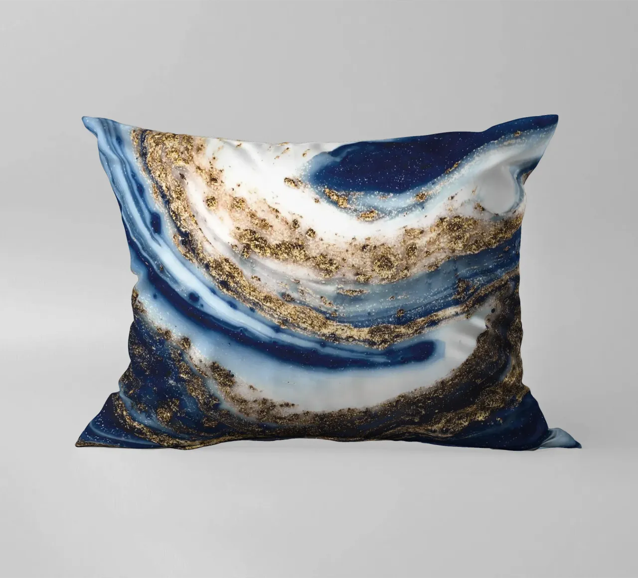 Abstraktes Kunstwerk in Blau und Gold Kissen von Whole©