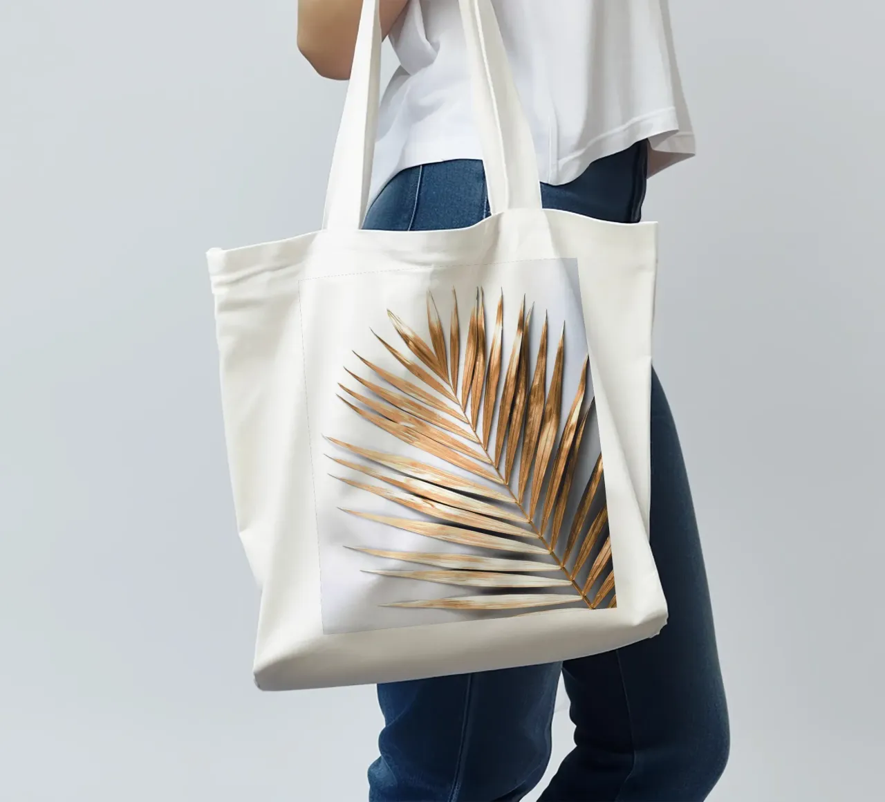 Golden Palm Leaf - Botanical Minimal Art tote bag by Whole©