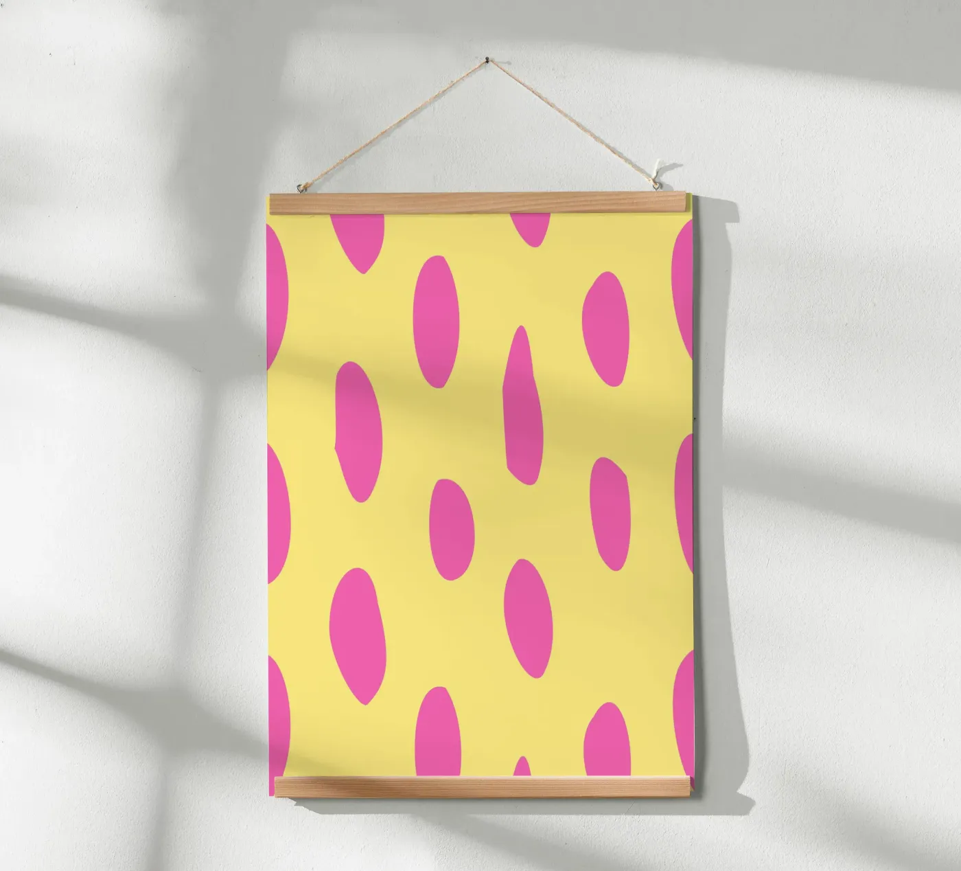 Dotted Pink poster da janamossmann