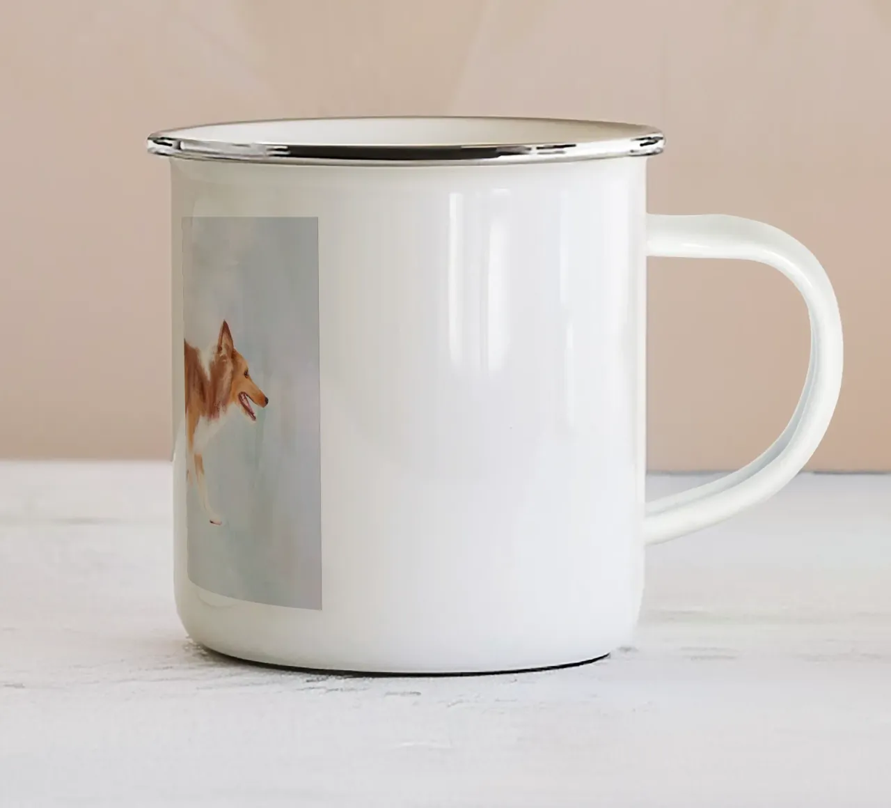 Orecchie alte, cuore aperto tazza in smalto da Artascy Art
