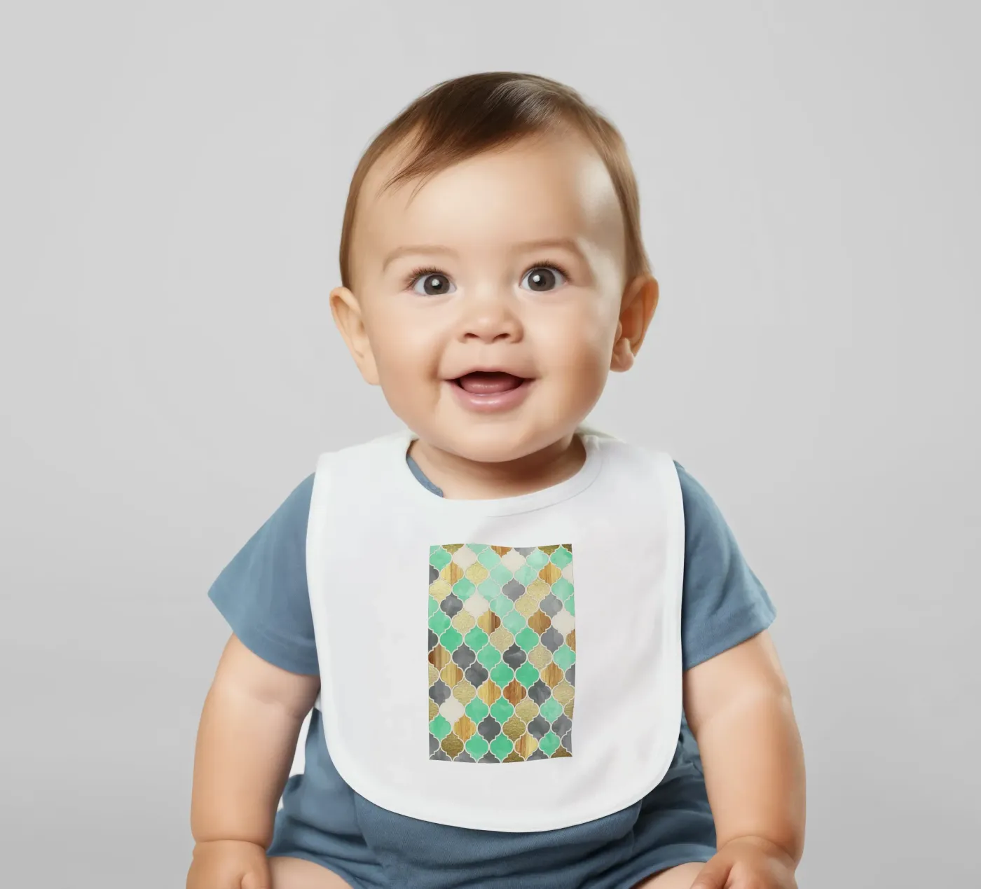 Textured Moroccan Pattern bavaglino da Micklyn Le Feuvre