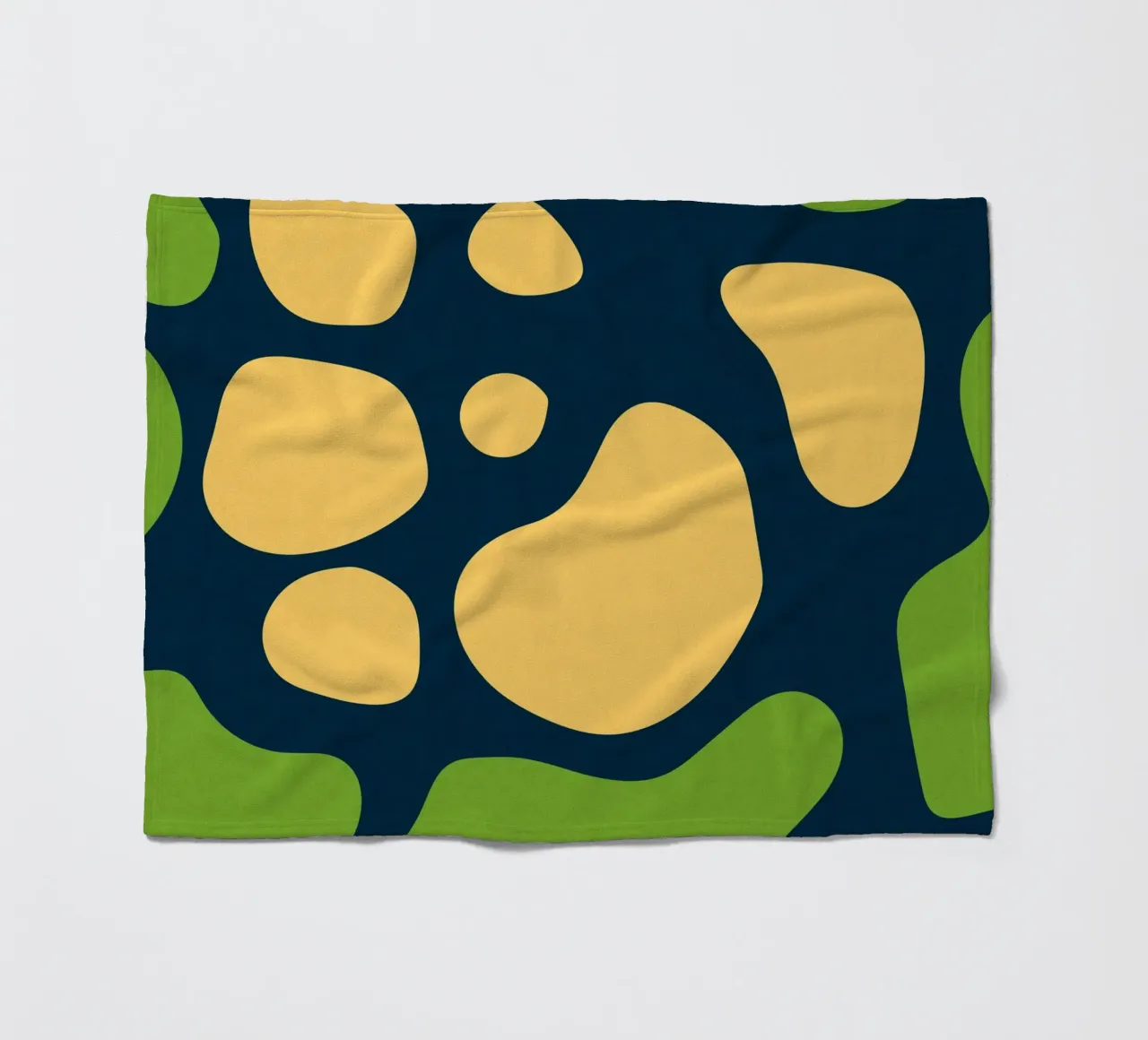 V85 Fleecedecke von shellybremmer -swirls