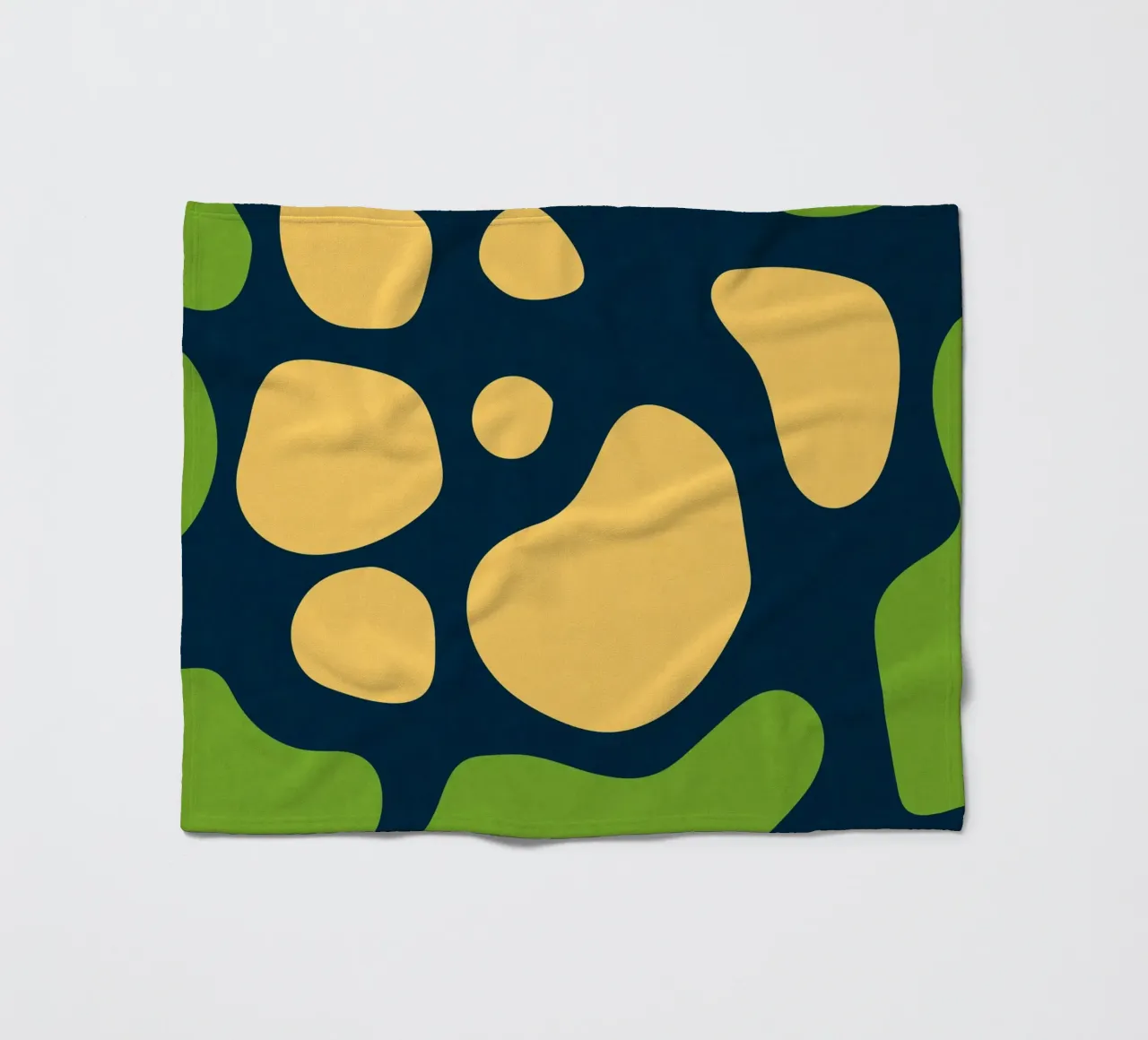 V85 Fleecedecke von shellybremmer -swirls