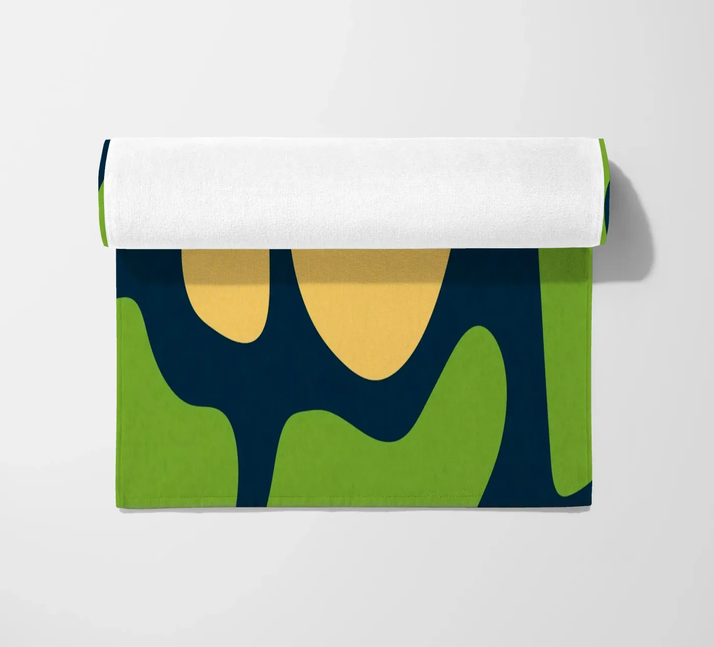 V85 Strandtuch von shellybremmer -swirls