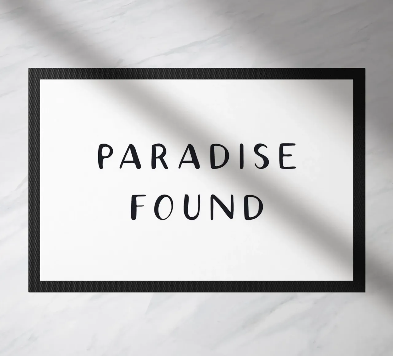 Paradise Found - Design tipografico minimalista zerbino da Whole©