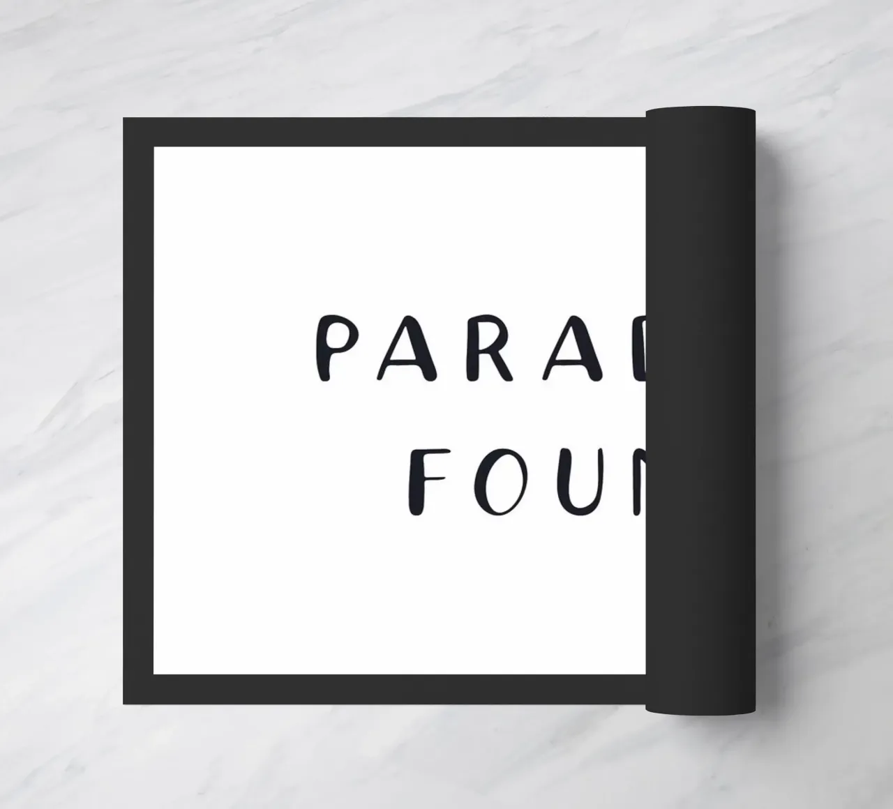 Paradise Found - Design tipografico minimalista zerbino da Whole©