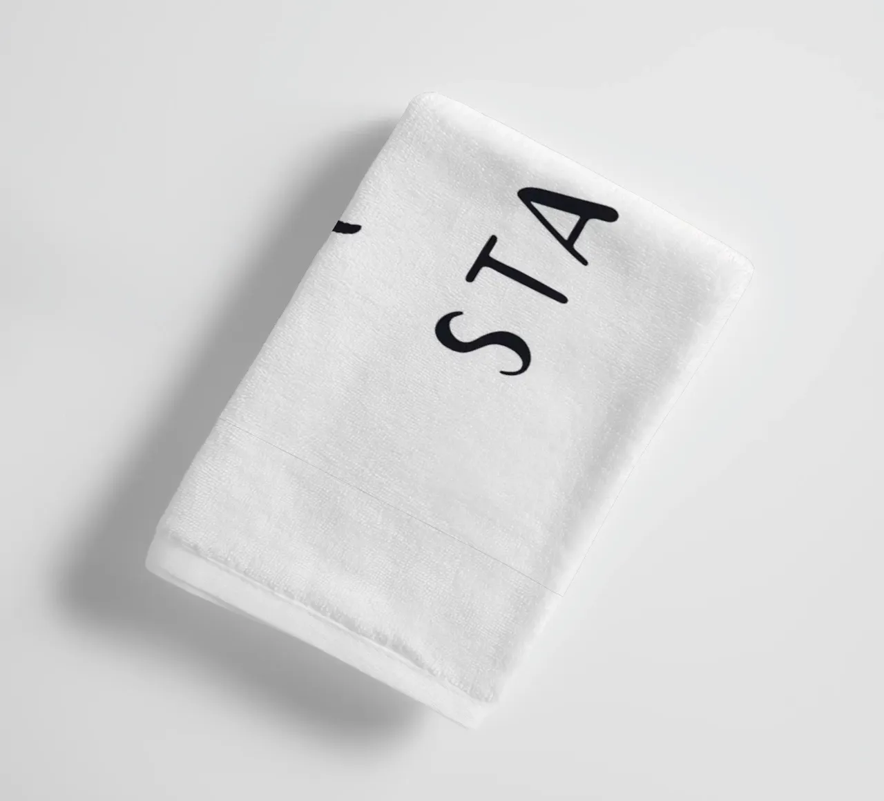 Stay Wild, Stay True - Design tipografico d'ispirazione asciugamano da bagno da Whole©