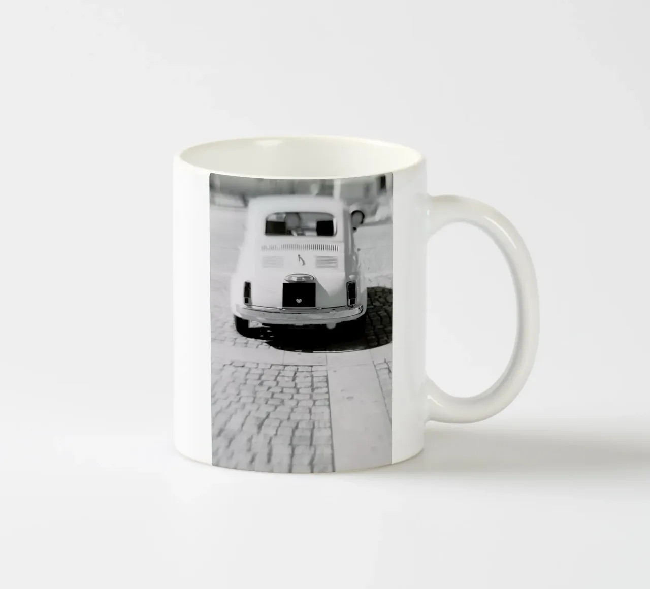 Hers tazza in ceramica da Ingrid Beddoes