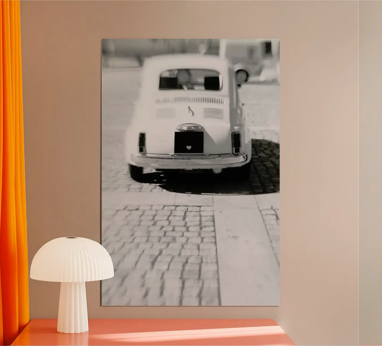 Hers poster con telaio in alluminio da Ingrid Beddoes